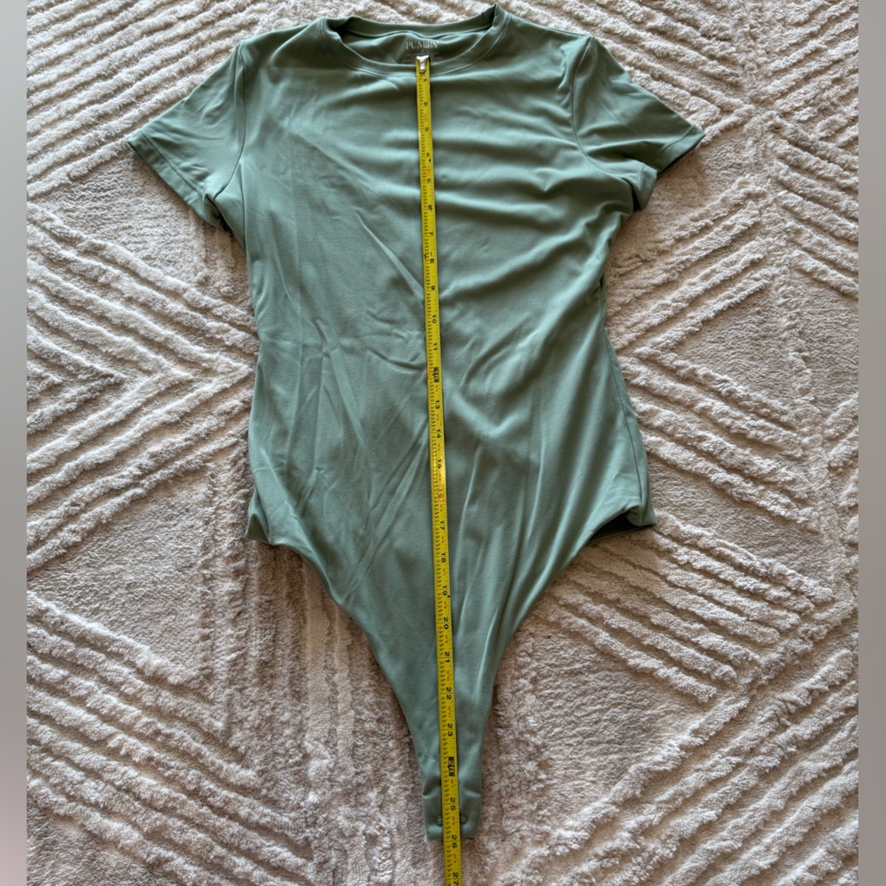 PUMIEY Women's Crew Neck Short Sleeve Thong Bodysuit - Picture 2 of 4